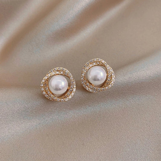 Cherub Geometric Whirlpool Shape Pearl Clip on Earrings for Woman