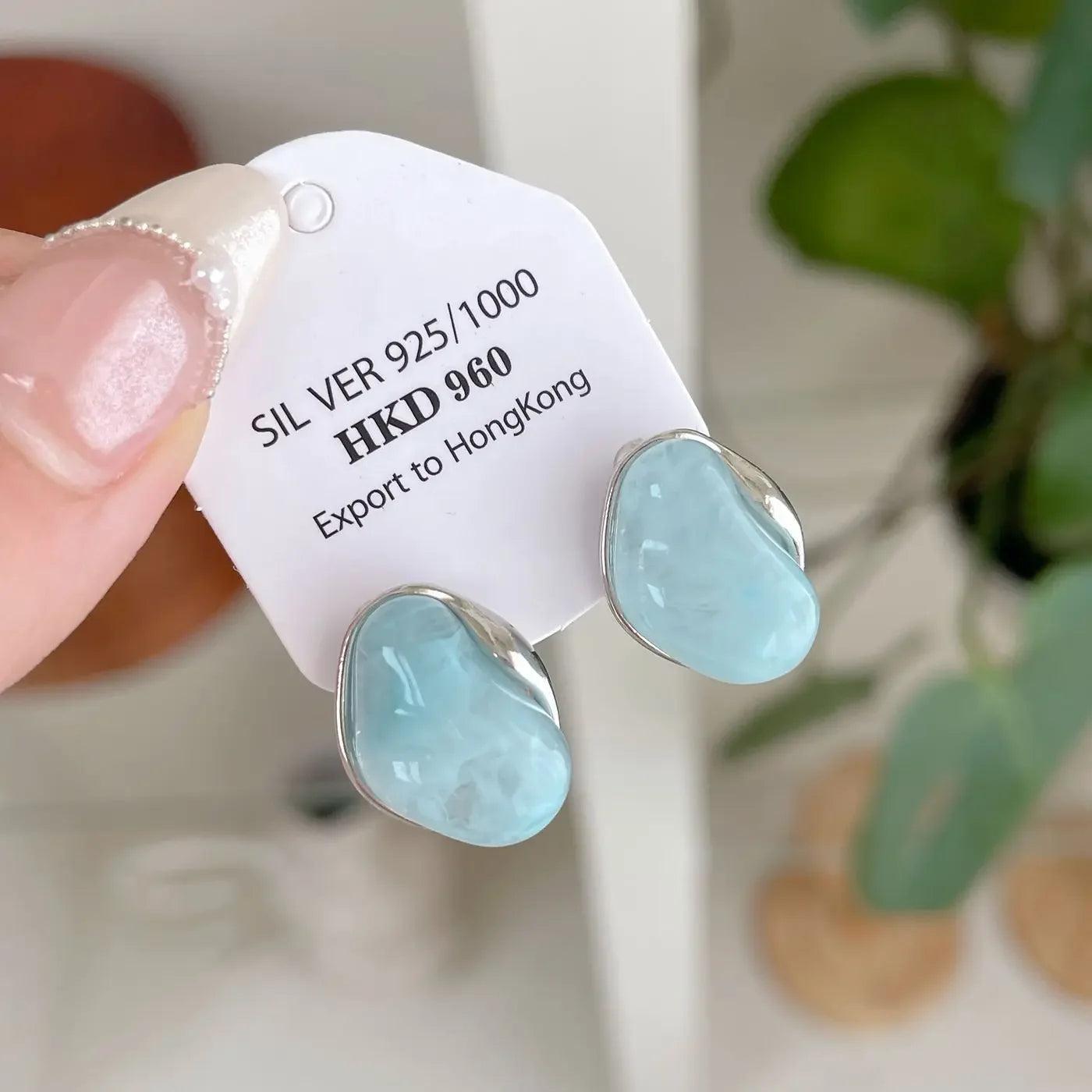 Irregular Smudging Resin Blue Jelly Ice Cute Geometric Bean Stud Earrings for Women Unique Jewelry Christmas Gift