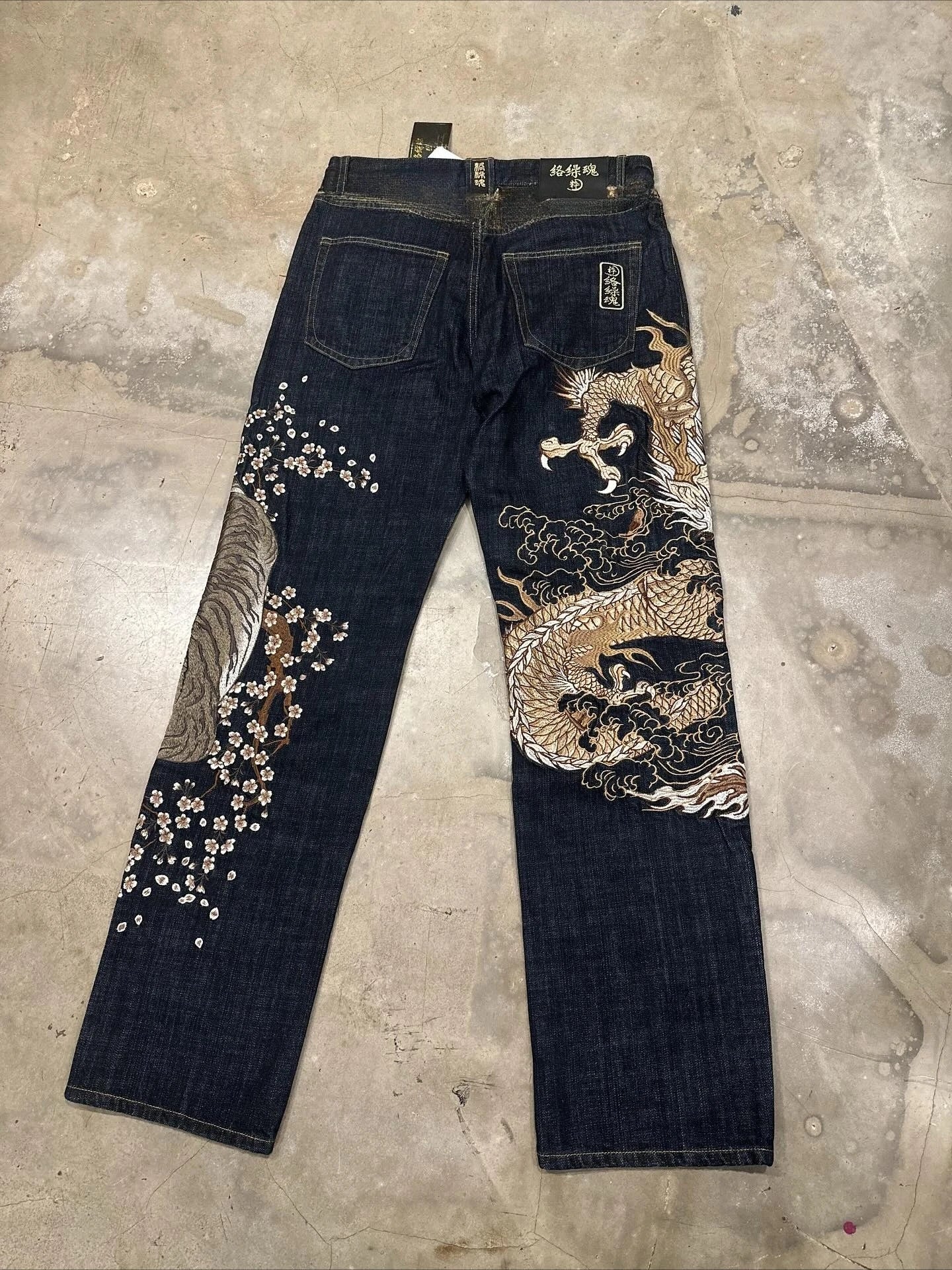 Harajuku Japanese Jeans Mens New Dragon High Quality Jeans  Vintage Hip Hop Urban Denim Fabric Wide Leg pants
