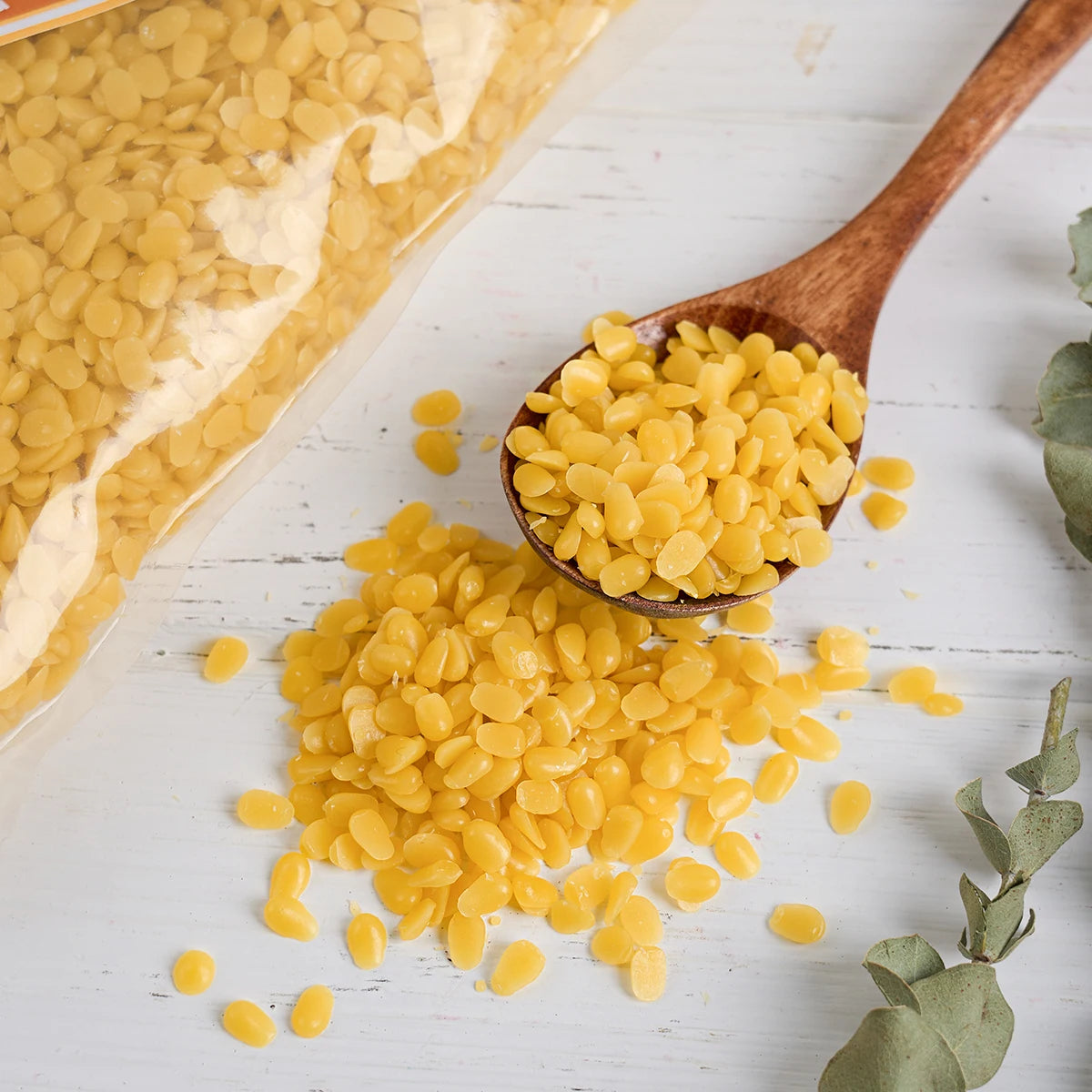 1LB Natural Yellow Beeswax White Beeswax DIY Handmade Soy Wax Candle Making Supplies Wax Raw Material Odorless Particles BeesWax
