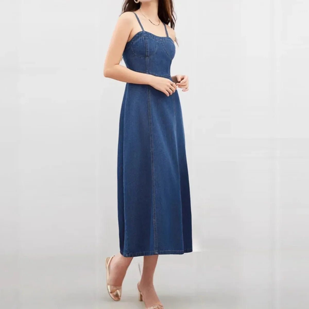 Women's Sleeveless Denim Dress Mid-Calf Length  A-Line Jean Dress with Spaghetti Straps for Summer Casual Vintage Y2K Clothes