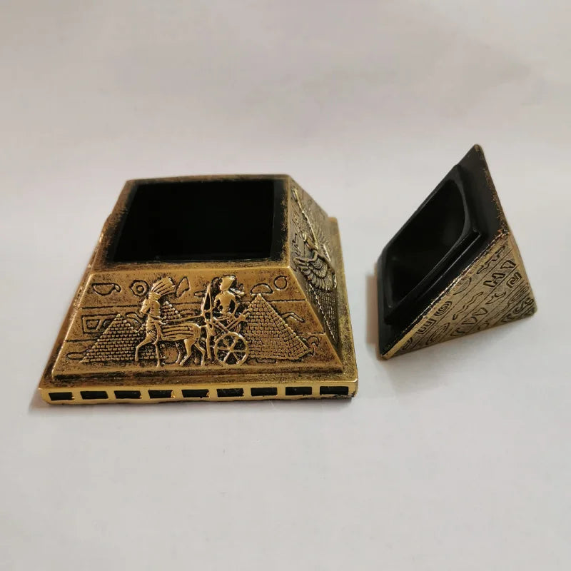 Ancient Egypt Isis Statue Egyptian Magic Marriage Goddess Figurines Resin Pyramid Obelisk Sculpture Crafts Home Decortion