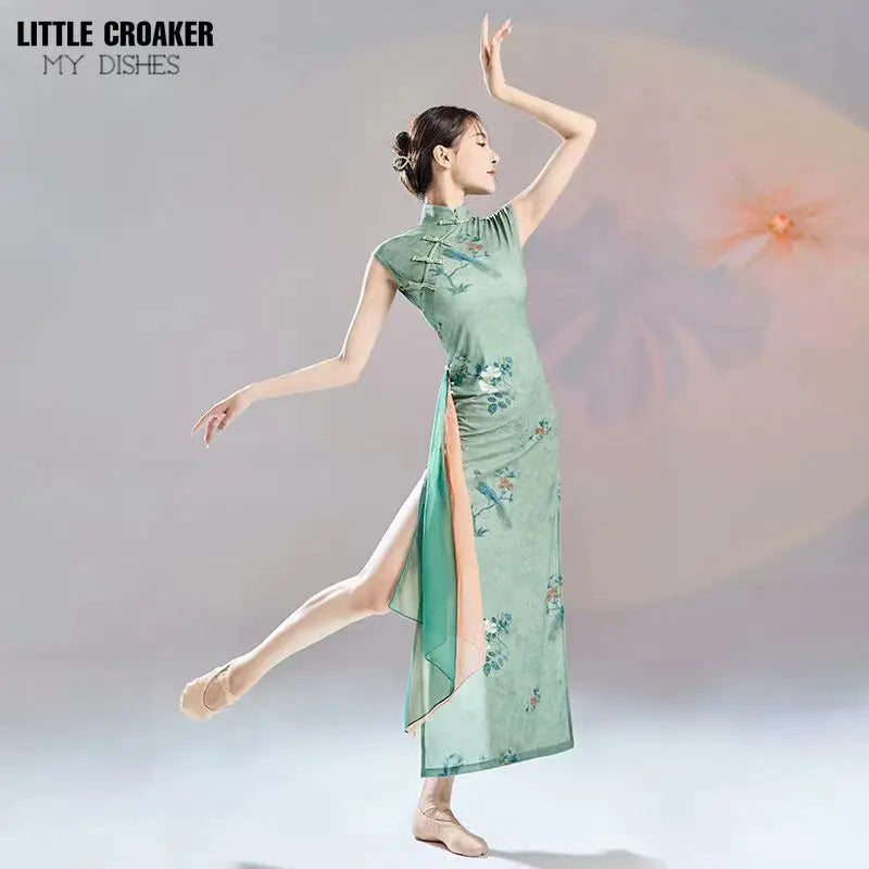 Chinese Dancing Dress Green Cheongsam Dress Modern  Dance Qipao